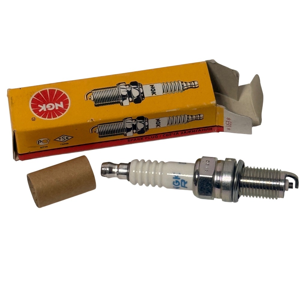 NGK DCPR7E 3932 Standard Spark Plug New In Box Made in Japan